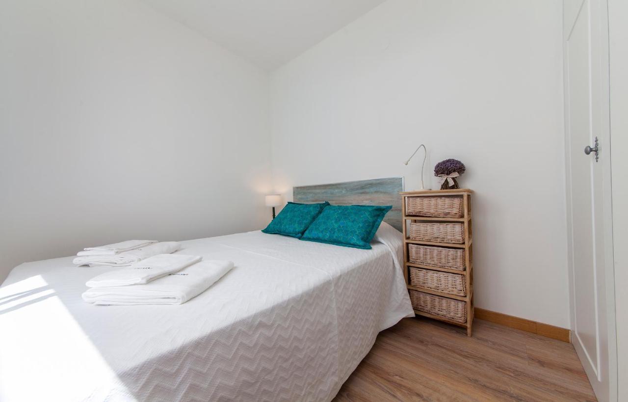 ラゴスB48 - Olive Tree Street 2 Bed Flatアパートメント エクステリア 写真