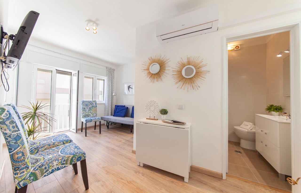 ラゴスB48 - Olive Tree Street 2 Bed Flatアパートメント エクステリア 写真