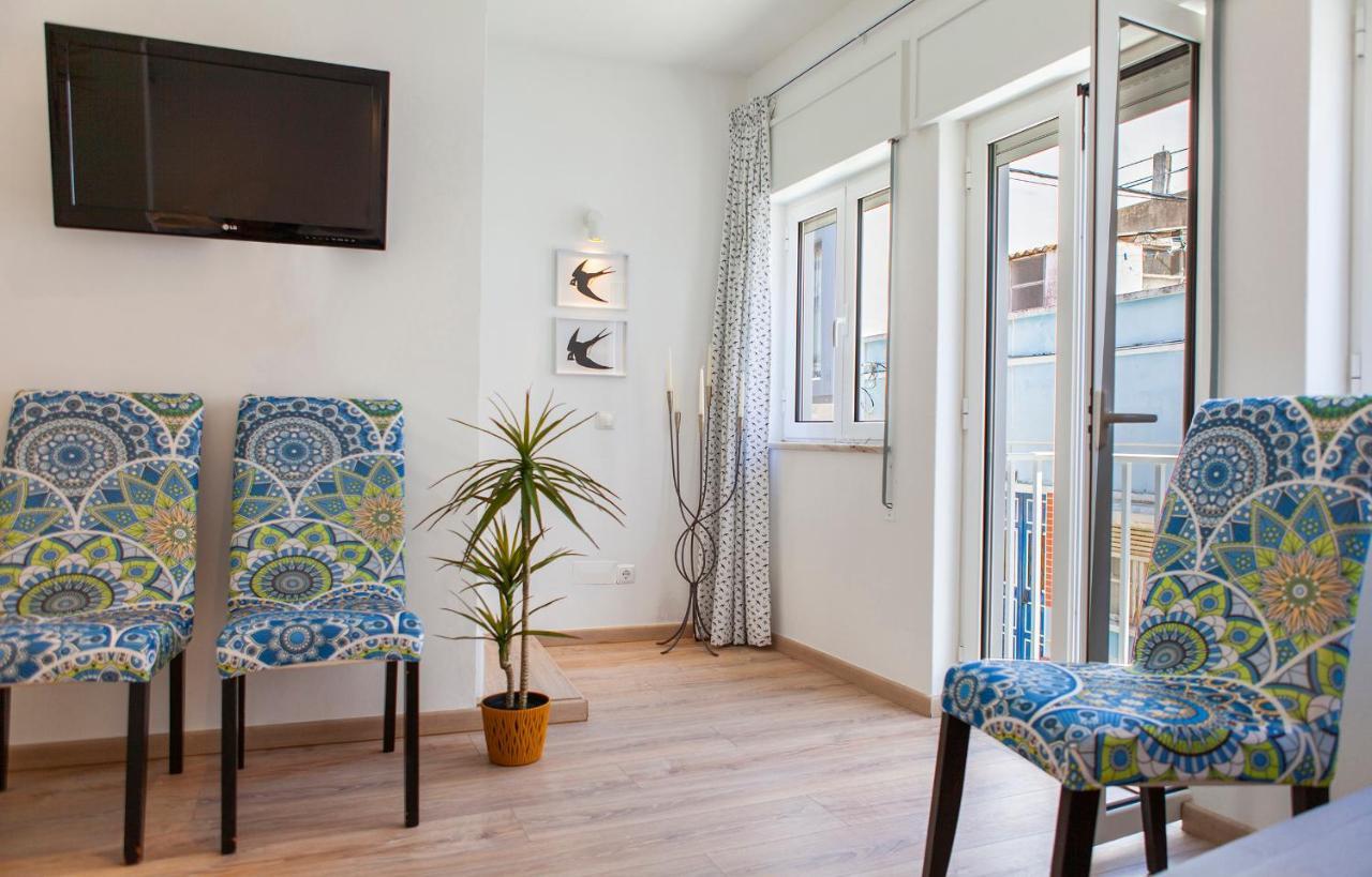 ラゴスB48 - Olive Tree Street 2 Bed Flatアパートメント エクステリア 写真